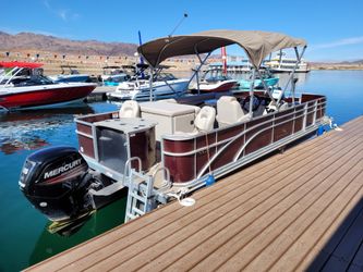 2018 Bennington 220 SFX