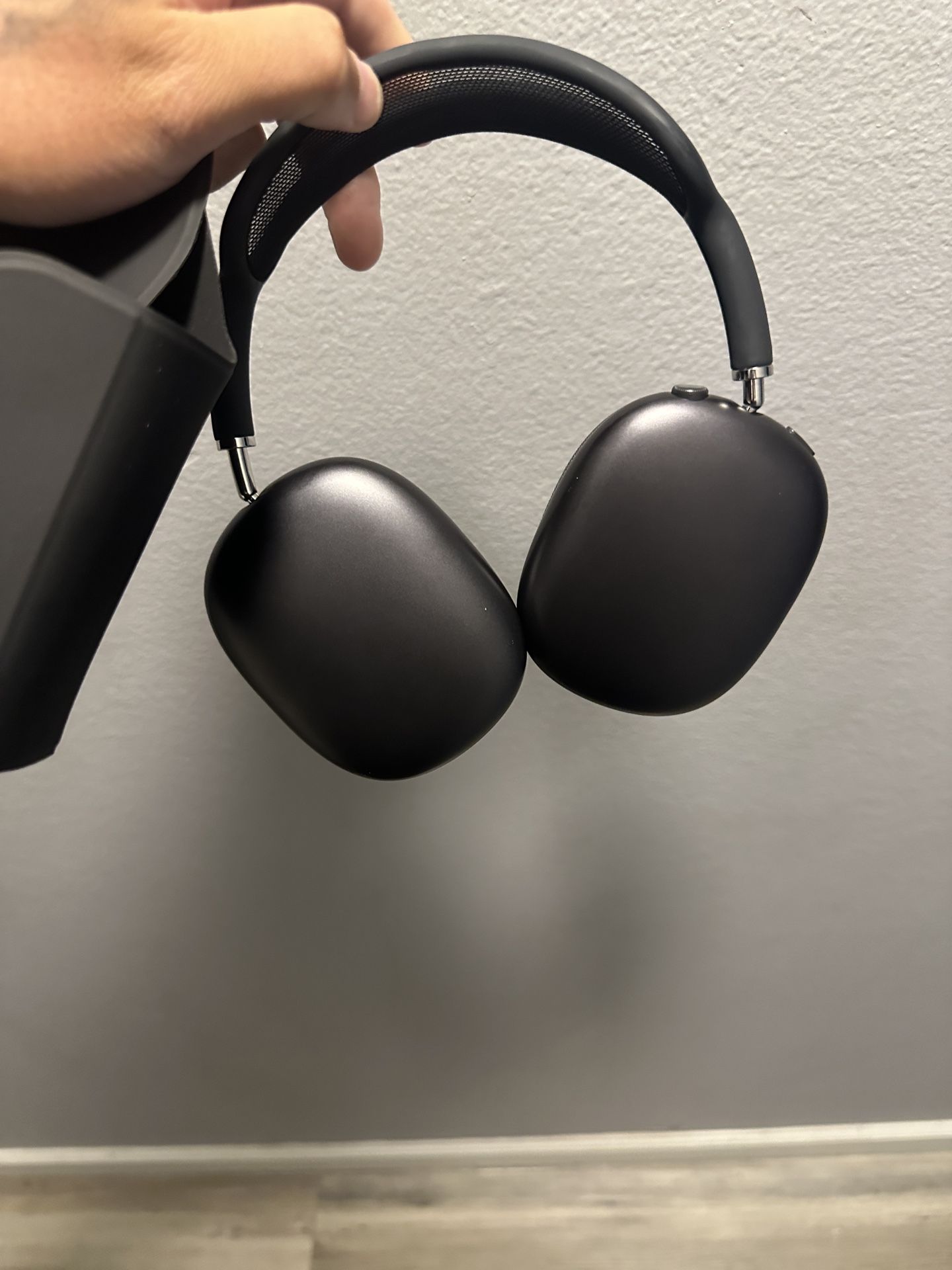 AirPods Max