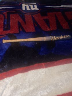 New York Yankees Mini Bat 2004 18 Inches Coopersburg Sports Green