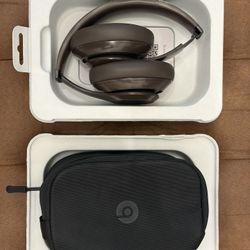 Beats Studio 4