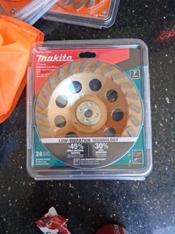 Makita 7 inch diamond cup wheel