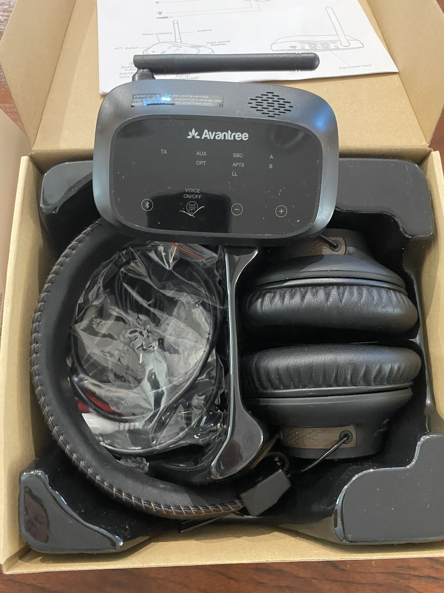 Lightly Used HT5009 Wireless Headphones Transmitter Set For TV