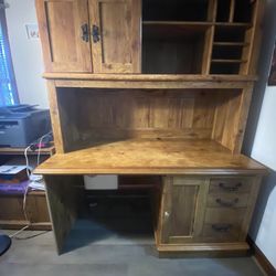 WOODEN DESK