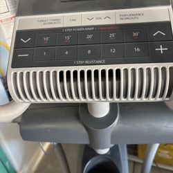 Eliptical exercise machine 