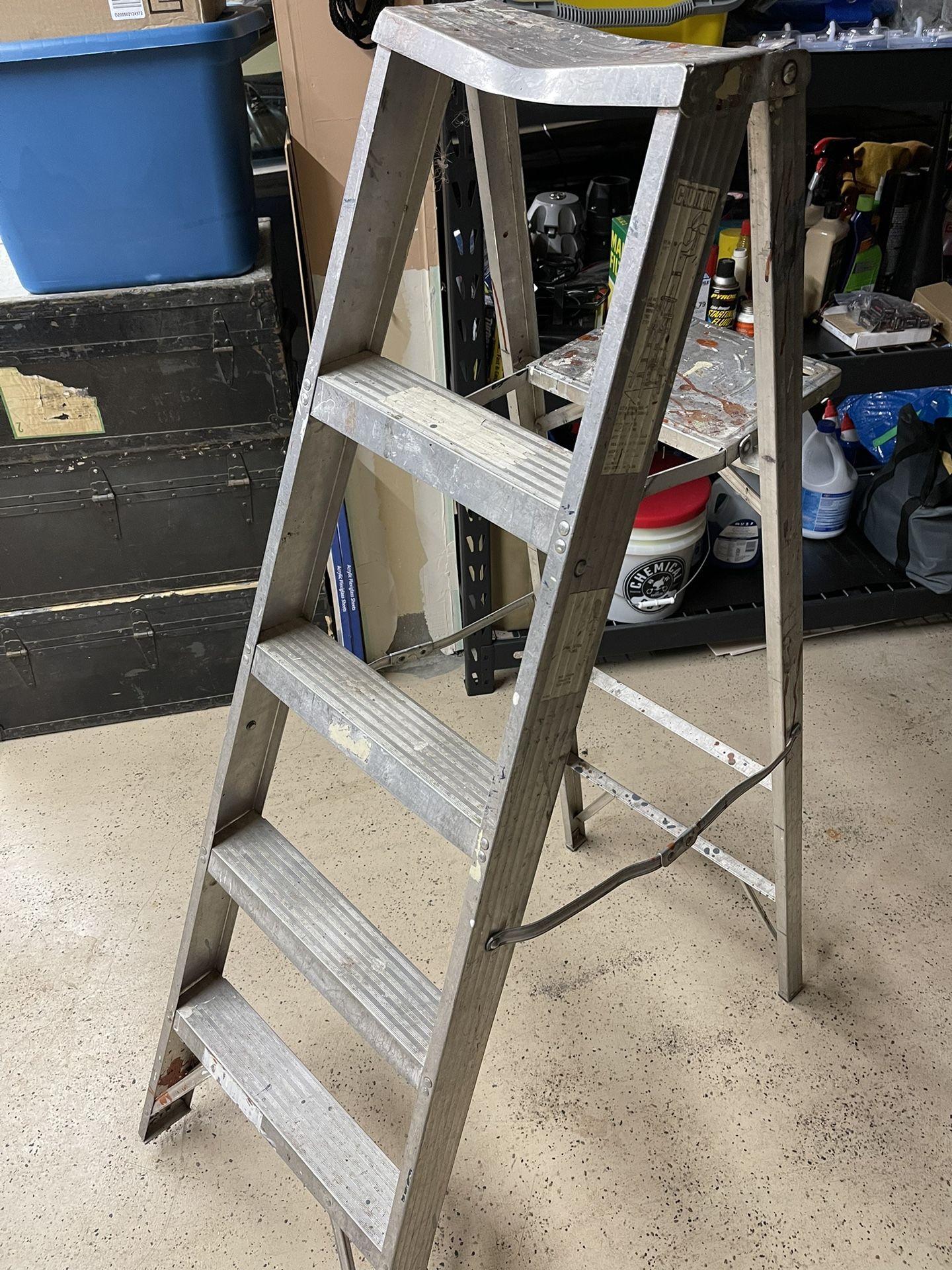 Aluminum Ladder for Sale in WA OfferUp