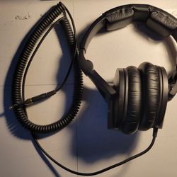 Sennheiser HD 280 Pro Monitor headphones