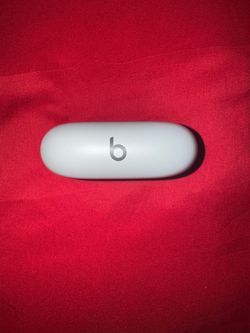 Beats Solo Budd