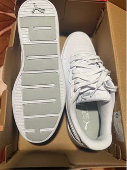 Women’s puma size 10