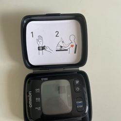 Omron 7 Series Wireless Wrist Blood Pressure Machine