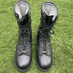 Danner Fort Lewis Waterproof Gore-Tex, 600 gram insulate Safety toe Men’s size US 8 D