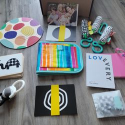 Lovevery The Looker Play Kit for 0-12 Week Babies
