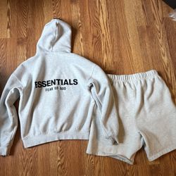 Essential Set
