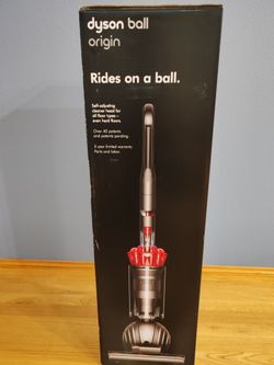 DYSON VACUUM