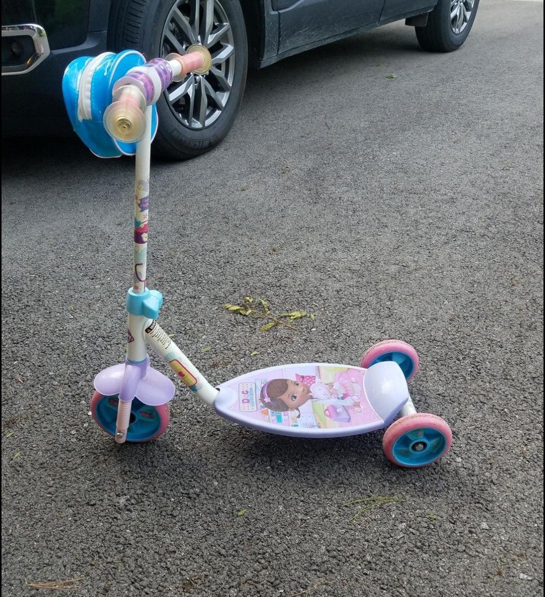 Doc Mcstuffins scooter