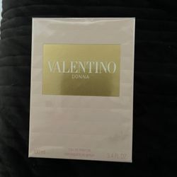 Valentino Donna  Woman Perfume 