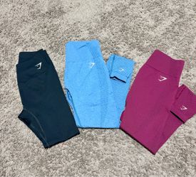 ** Gym shark leggings **