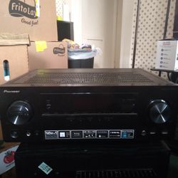 Pioneer VSx-823 AV Receiver 