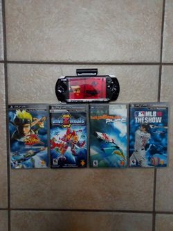 Black PSP 3001 With Camera And Games
