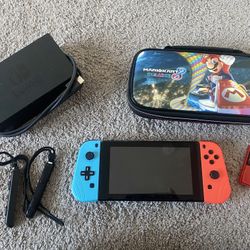 Nintendo Switch 