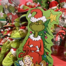 Grinch Door Sign