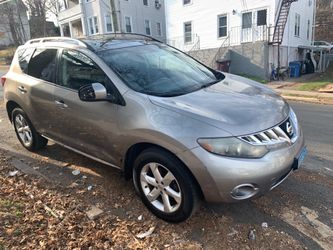 2009 Nissan Mira o