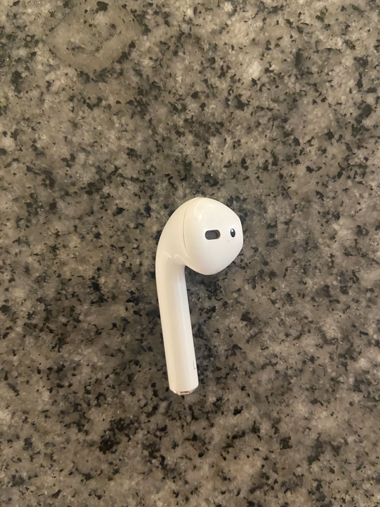 AirPods 2 Generation Left AirPod