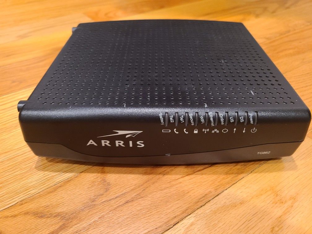 ARRIS TG862 Residential Gateway & Router (DOCSIS 3.0)