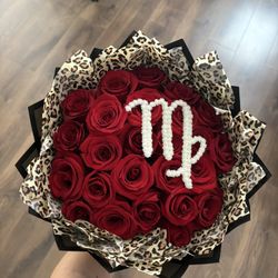 25 Red Roses