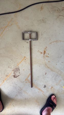 Paint stirrer
