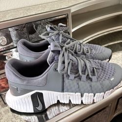 Men Nike Shoes 