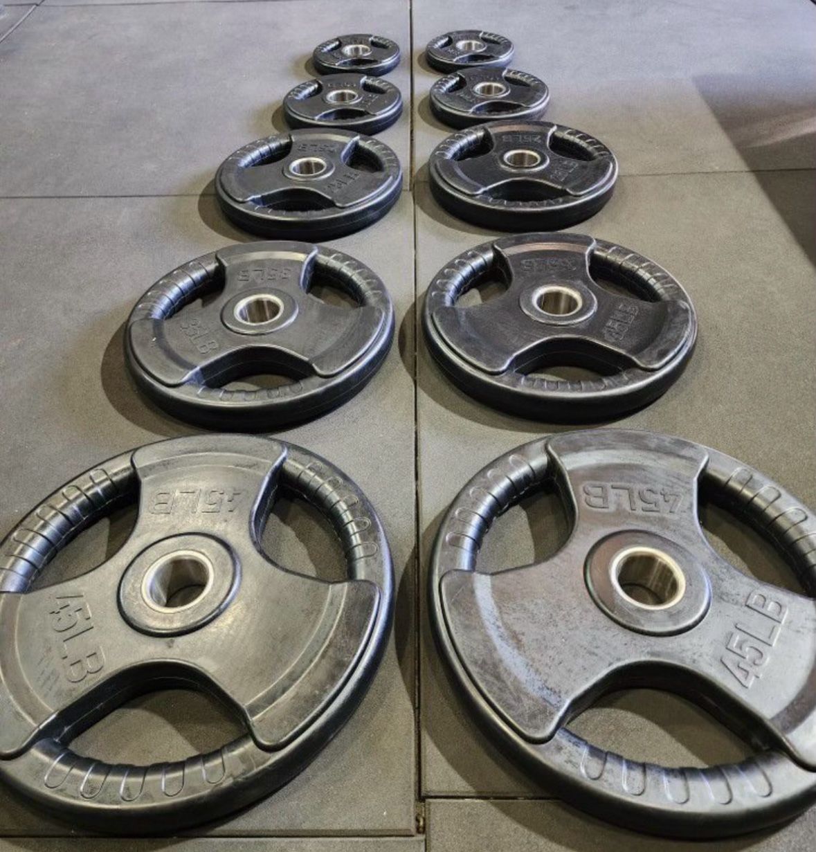 New Rubber Grip Olympic Weight Plate Set