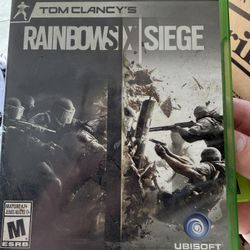 Xbox One Games Bundle – GTA V + Rainbow Six Siege ($15)