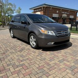 2013 Honda Odyssey ELITE 