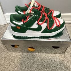 Nike Dunks Off-White, Green & White, Size 6.5 Women