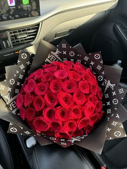 LV RAMO FLOWER BOUQUET 