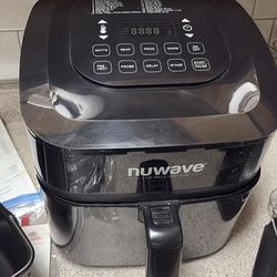 Nuwave air fryer with all accessories