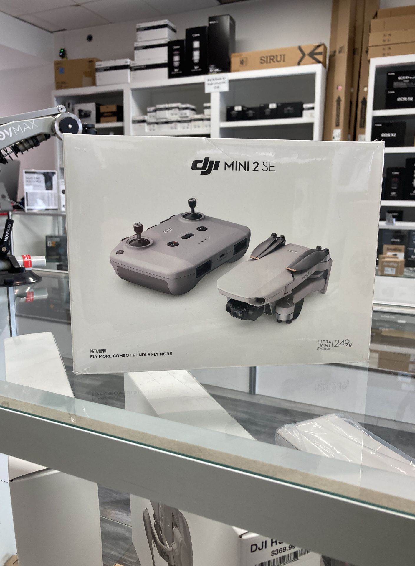 DJI Mini 2 SE Fly More Combo Bundle