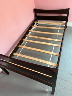 Twin bed frame