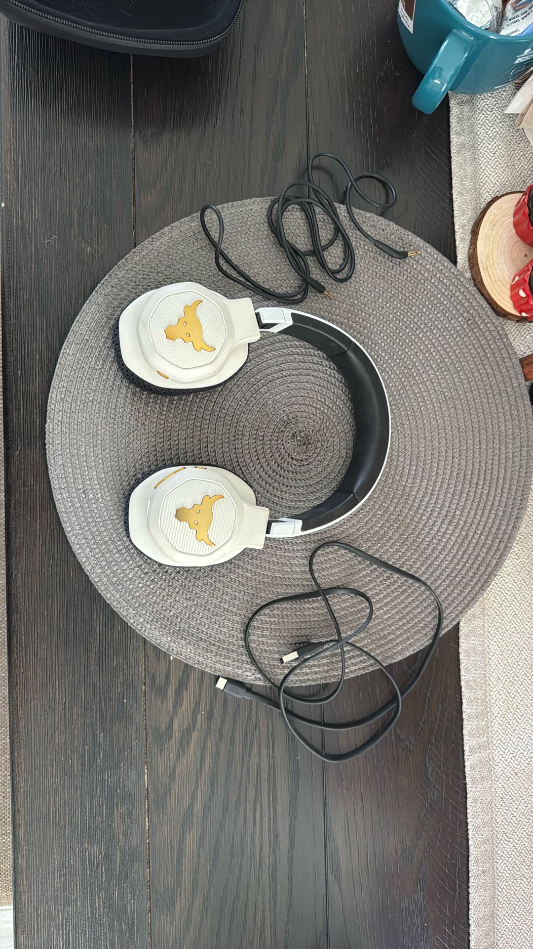 JBL - Under Armour Project Rock Wireless Over-the-Ear Headphones - White