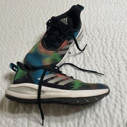 Adidas Girls Size 3 Tennis Shoe Like New