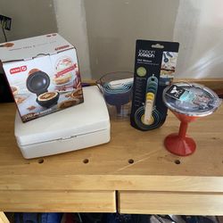 Miscellaneous Kitchen Items 
