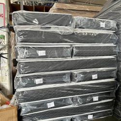 Set Twin Size Mattress And Box Spring 