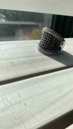5Ct. Black Diamond Pavé set in 10kt White Gold
