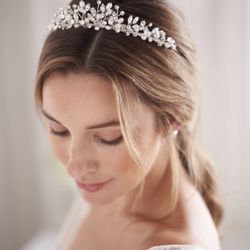 Wedding/quinceañera Tiara 