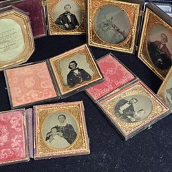 For those collectors who have asked for gold picture frames