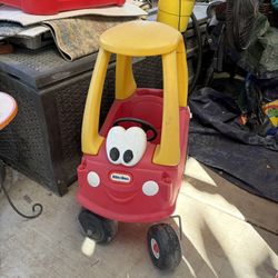Little Tikes Cozy Coupe 