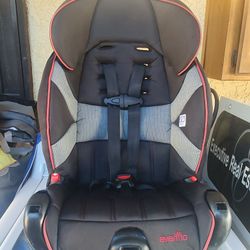 EVENFLO BOOSTER SEAT 