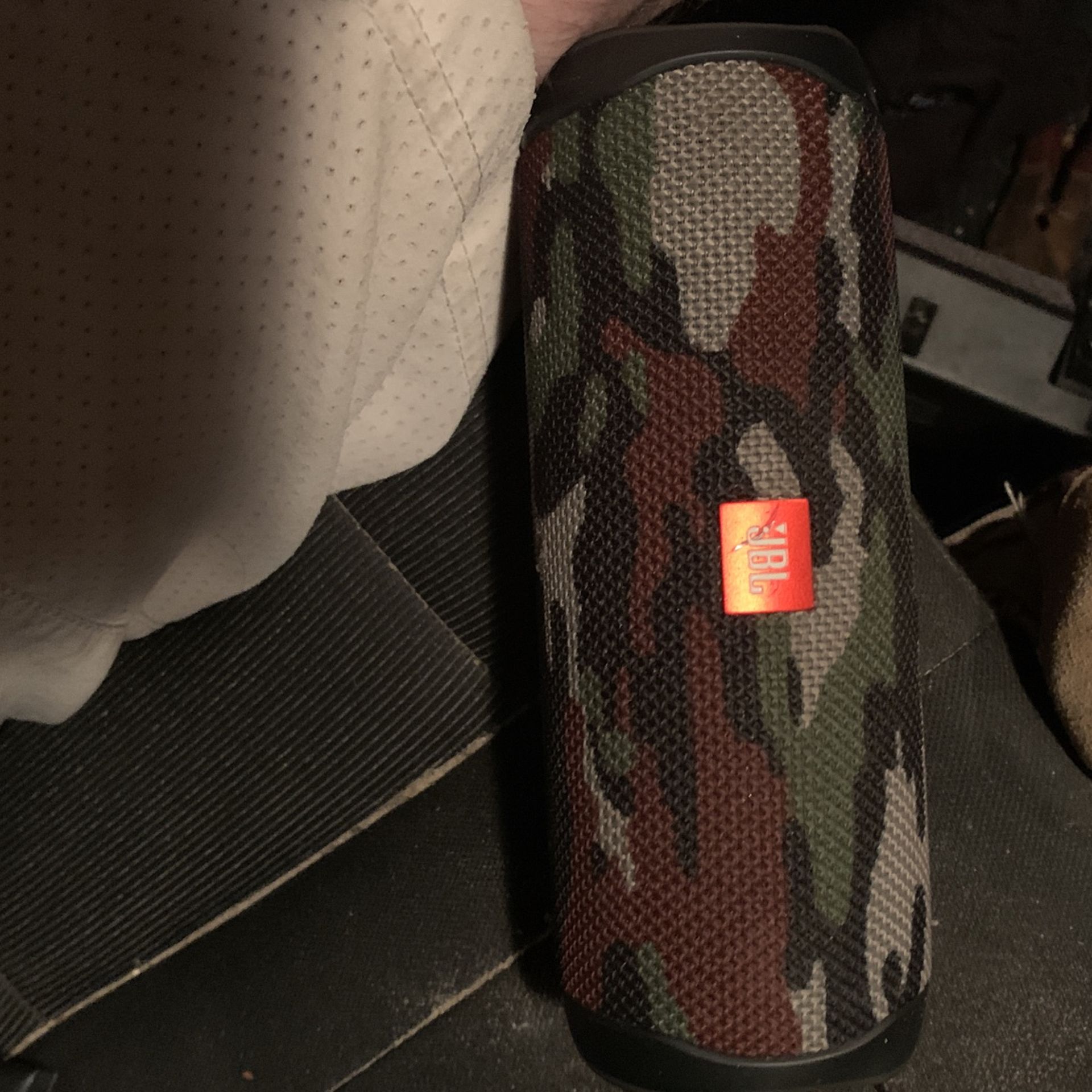 JBL Flip 5, Camo, Pocket Size