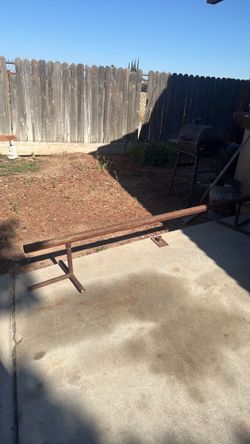 skateboarding grind rail