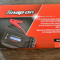 Snap On 12 V Lithium-ion Compact Engine Starter/ USB Charger and Light (Black)